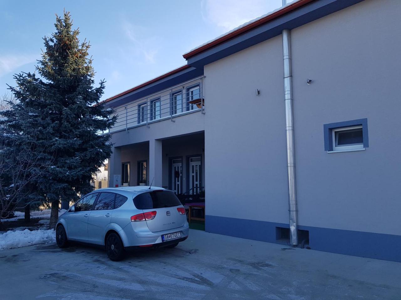 Ubytovanie House Galanta Exterior photo